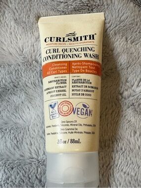 CURLSMITH Curl Quenching Conditioning Wash